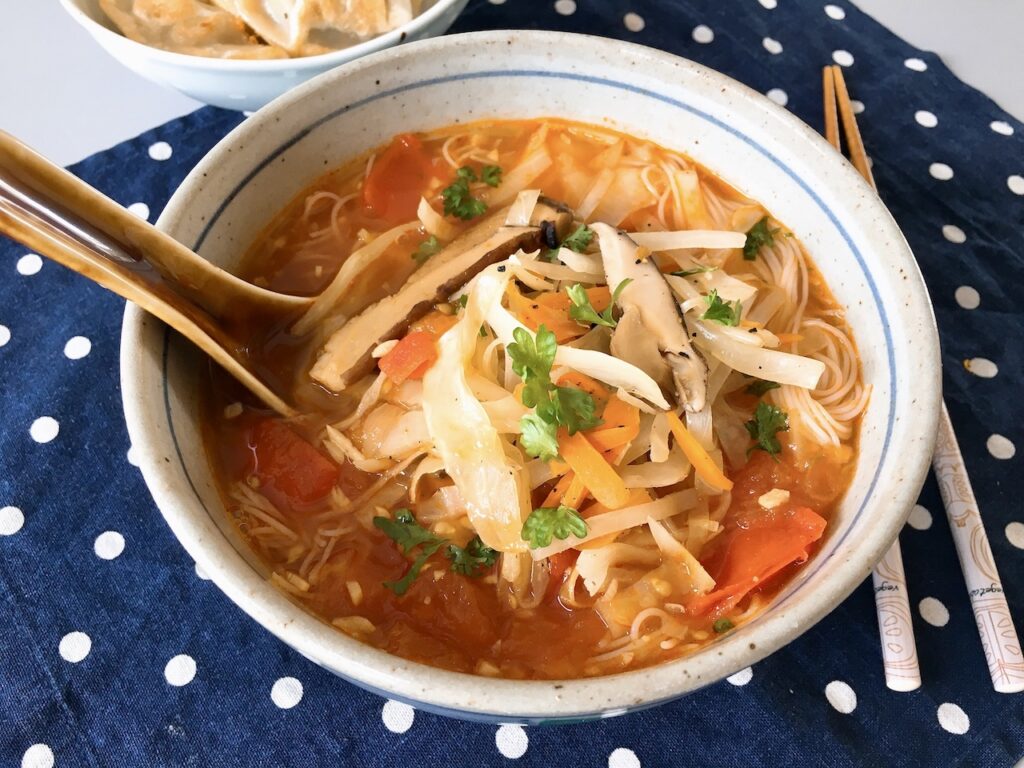 2 Ways: Meat-Free Tomato Soup Vermicelli (無肉番茄湯米)