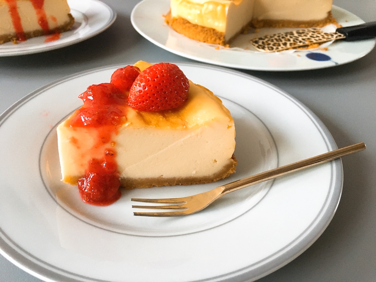 Baked Cheesecake with Fresh Strawberry Sauce