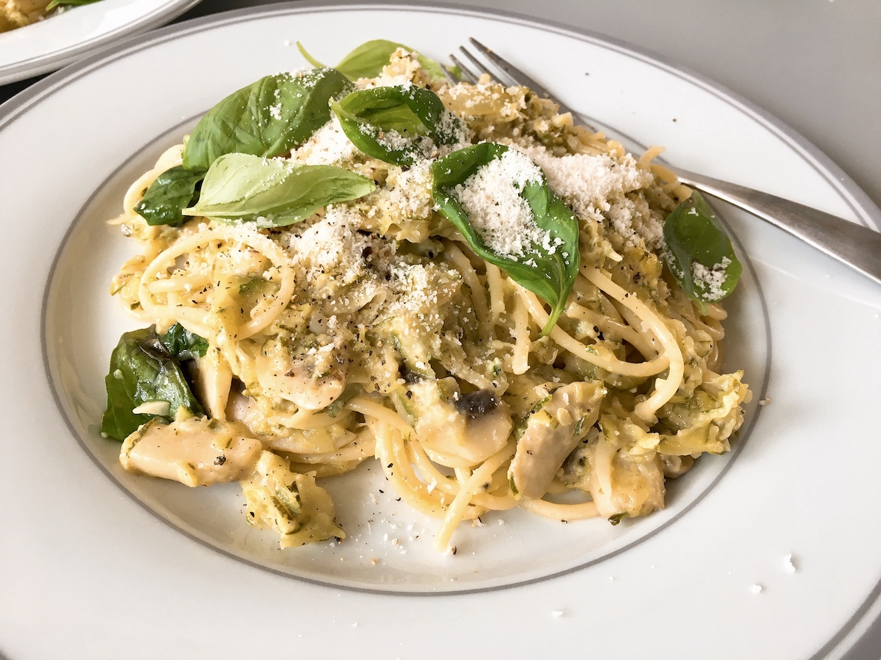 Simple! Creamy Courgette Pasta with Browned Onion