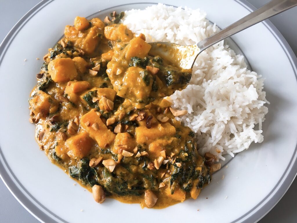 Sweet Potato Curry with Spinach in Peanut Sauce