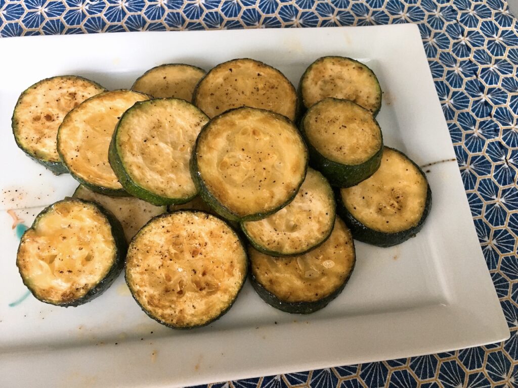 Easy and Quick: Sauté Courgette with Rice Vinegar