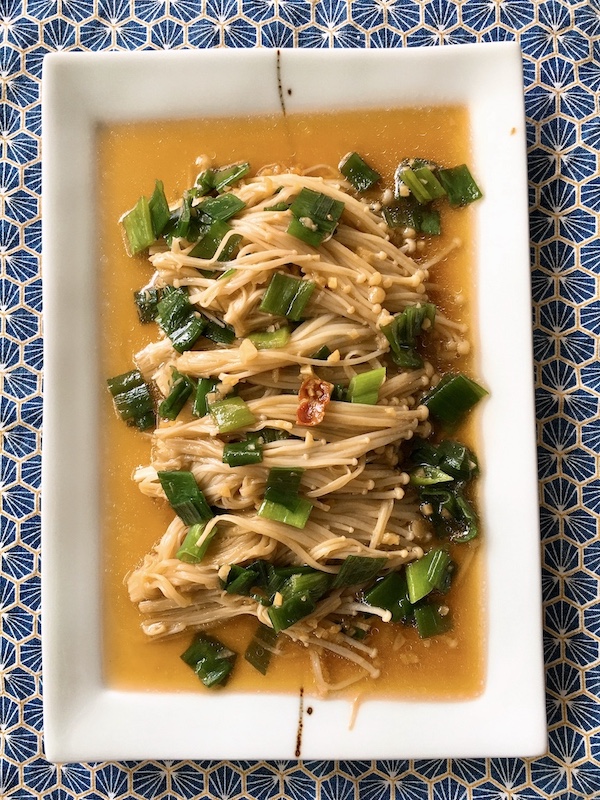 A garlicky enoki mushroom recipe adopted from thewoksoflife.