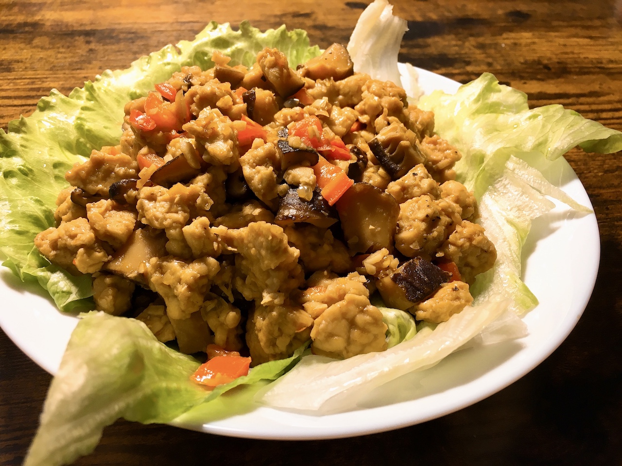 Braised tempeh with soy and spicy sauce.