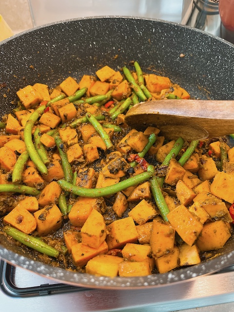 Making The Happy Pear Chickpea Curry.