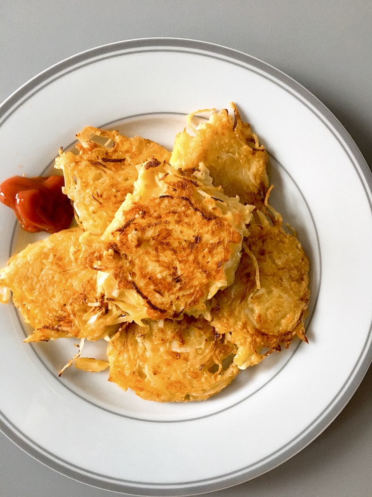 Cheesy potato pancake.