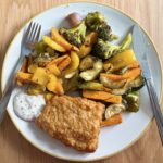 Healthy Lunch Idea: Roasted Fish with Colourful Veggies