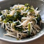 Wakame Seaweed and Bean Sprouts Salad