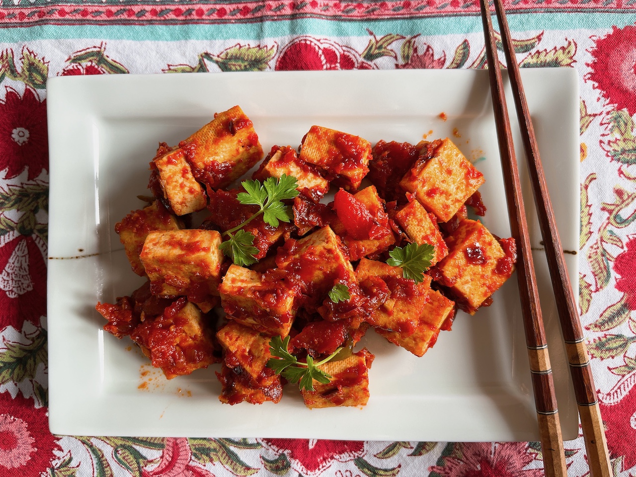 Tofu in tomato sauce