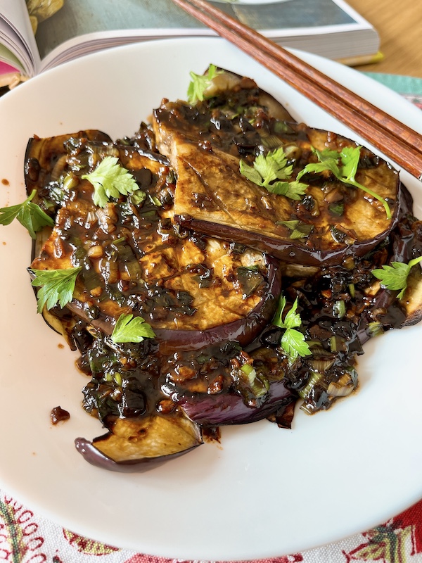 A beginner-friendly aubergine recipe with black bean sauce.