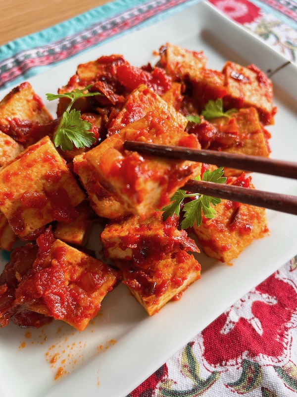 Tofu in tomato sauce.