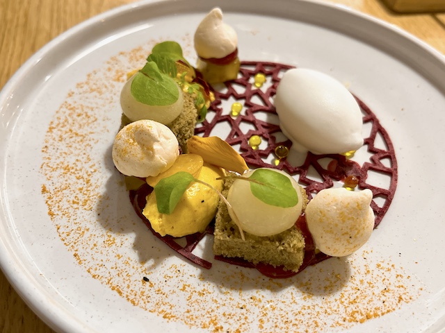 'Dreams of the Alhambra', a dessert of the tasting menu.