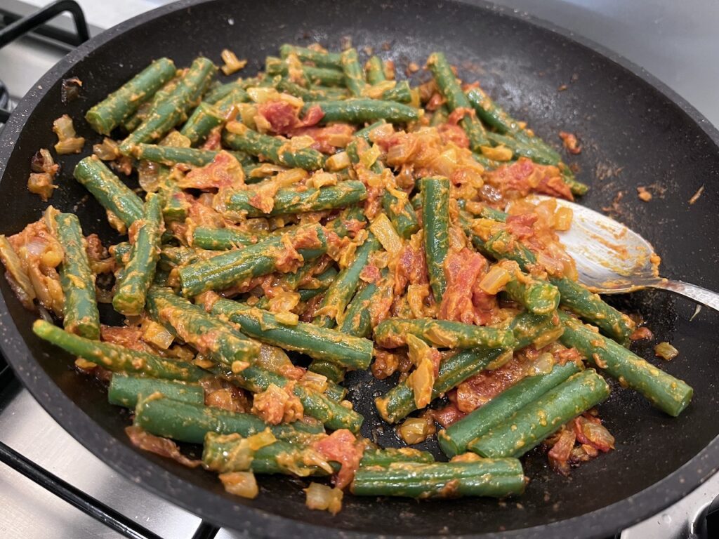 Burmese green beans salad.