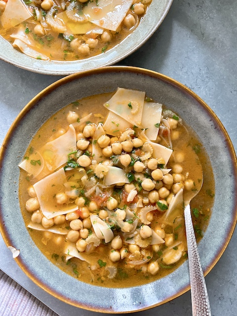 Chickpea pasta, pasta e ceci.