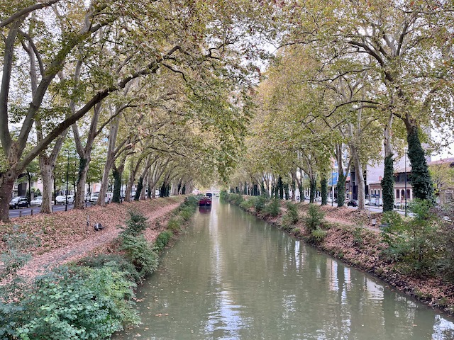 Canal du midi in Toulouse.