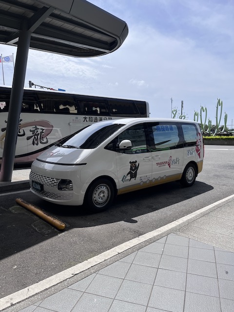 Shuttle bus to Sun Moon Lake from Taichung airport.