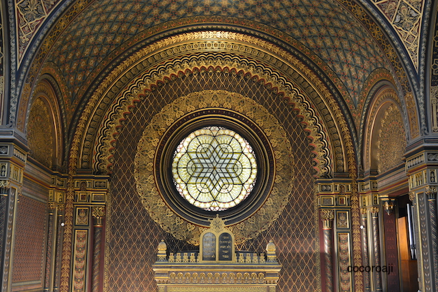 Spanish Synagogue interior.