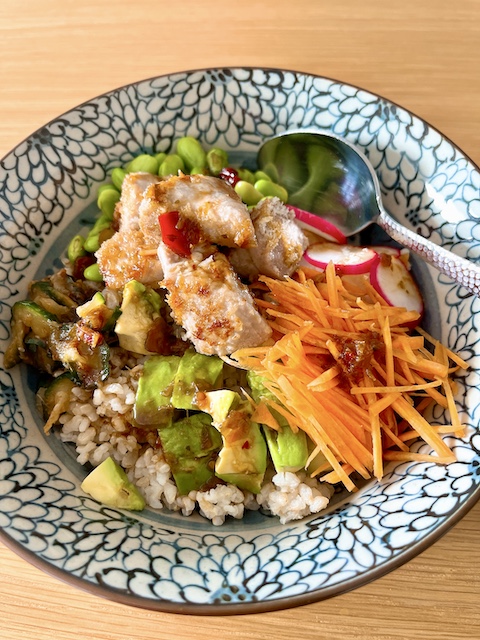 Poke bowl with cooked tuna.