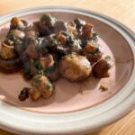 Sautéed mushrooms with allspice and sage.